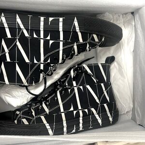 Valentino Garavani Sneakers Men